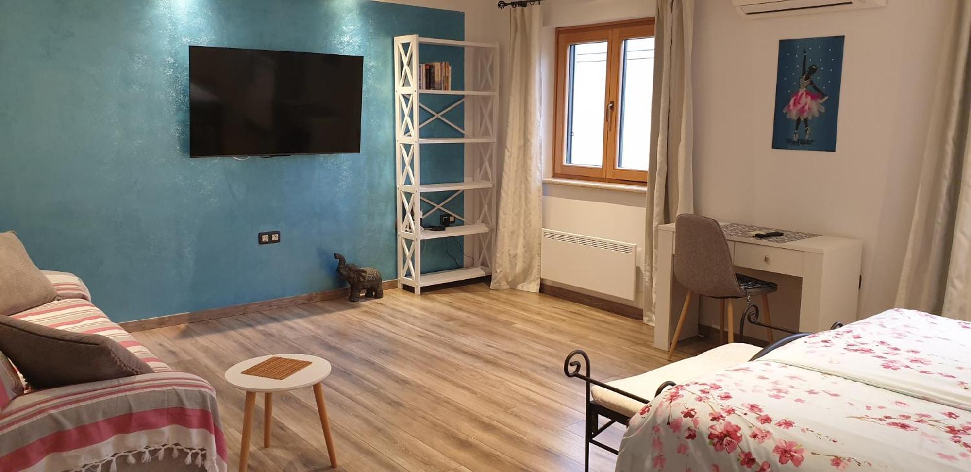 Apartments Adri, Parking In The Yard Rovinj Luaran gambar
